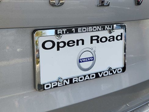 Certified 2024 Volvo XC90 T8 Plus image 30