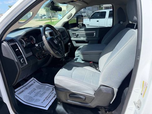 Used 2017 RAM 3500 Tradesman w/ Chrome Appearance Group AWD/4WD image 59