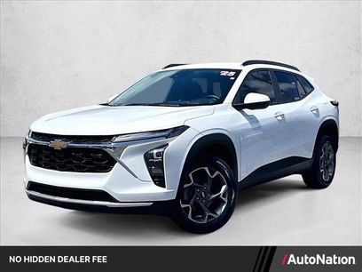 Used 2025 Chevrolet Trax LT w/ Driver Confidence Package