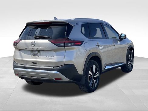 Certified 2023 Nissan Rogue Platinum FWD image 4