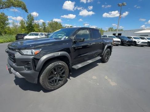 Certified 2024 Chevrolet Colorado Trail Boss w/ Advanced Trailering Package AWD/4WD image 4