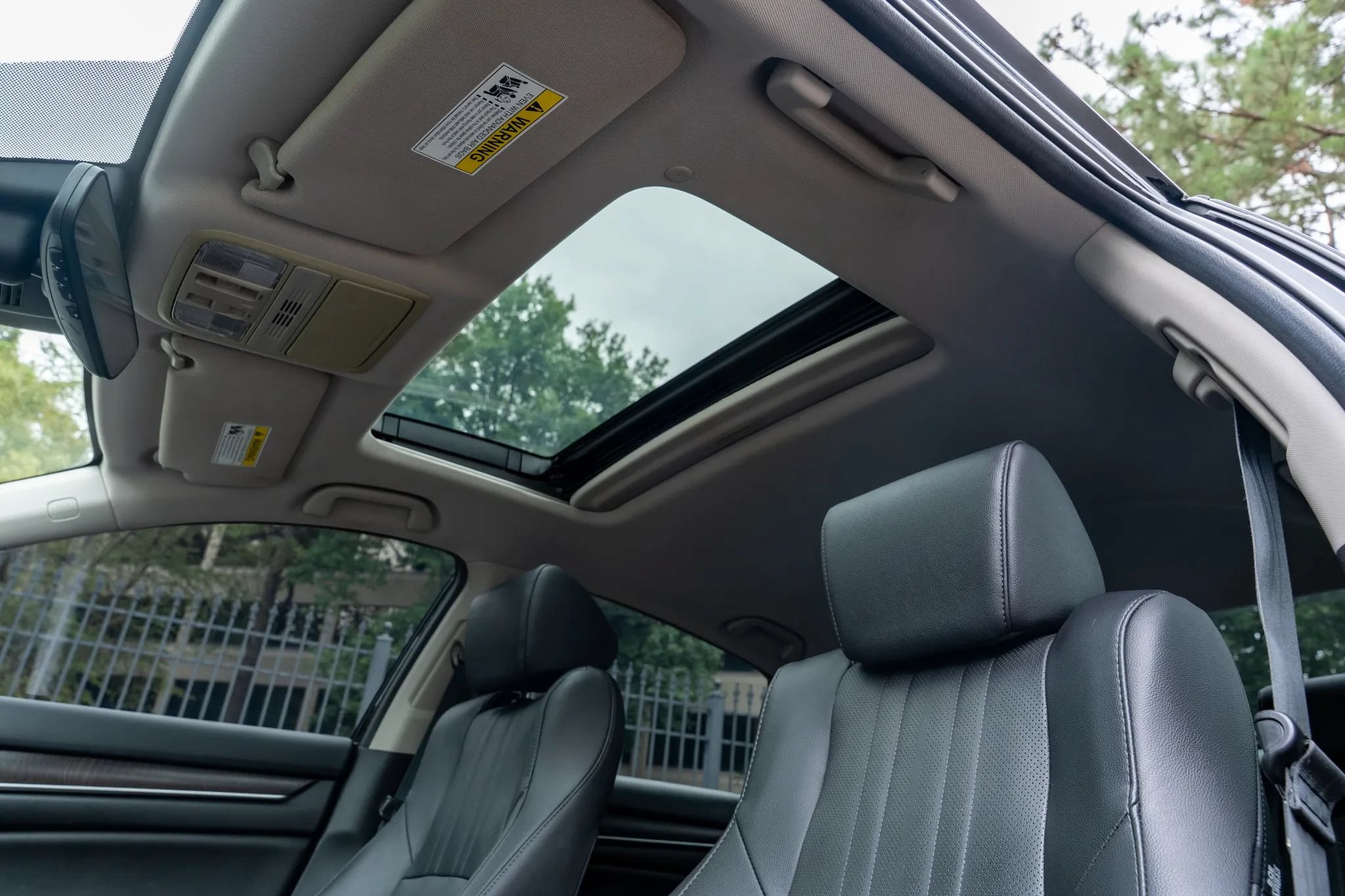 Used 2019 Honda Accord EX-L image 12