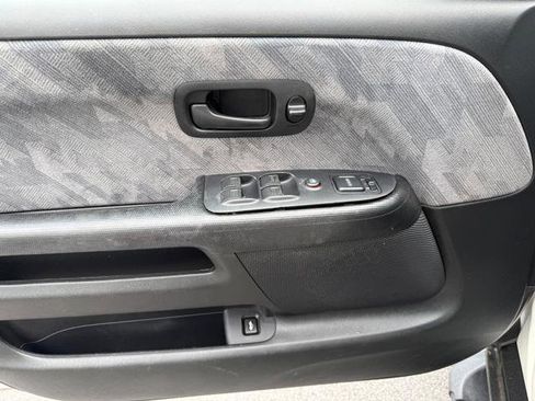 Used 2004 Honda CR-V EX image 14