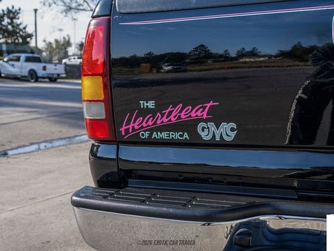 Used 2002 GMC Sierra 2500 4x4 Crew Cab HD w/ SLT Marketing Option Pkg image 50