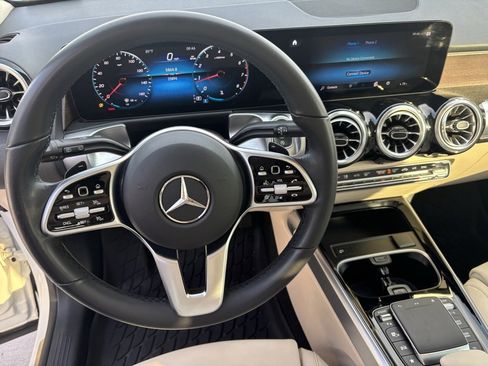 Certified 2023 Mercedes-Benz GLB 250 image 16