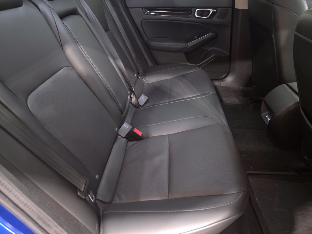 Used 2022 Honda Civic Touring image 10