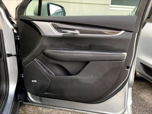 Used 2025 Cadillac XT6 Sport AWD/4WD image 24