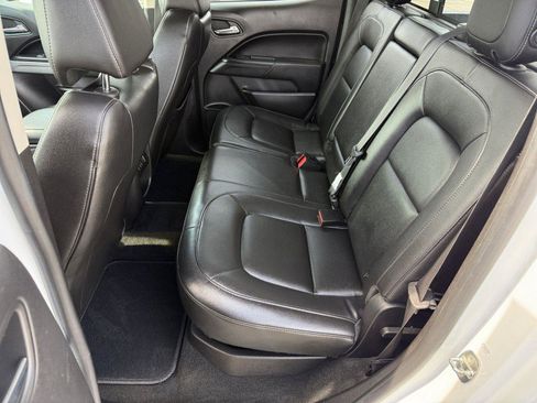 Used 2018 Chevrolet Colorado ZR2 image 13