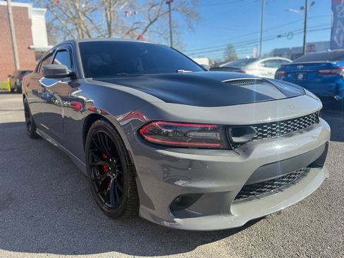 Used 2018 Dodge Charger R/T Scat Pack RWD image 3