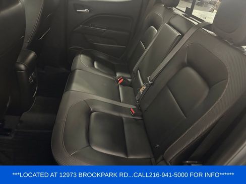 Certified 2022 GMC Canyon AT4 w/ Trailering Package AWD/4WD image 19