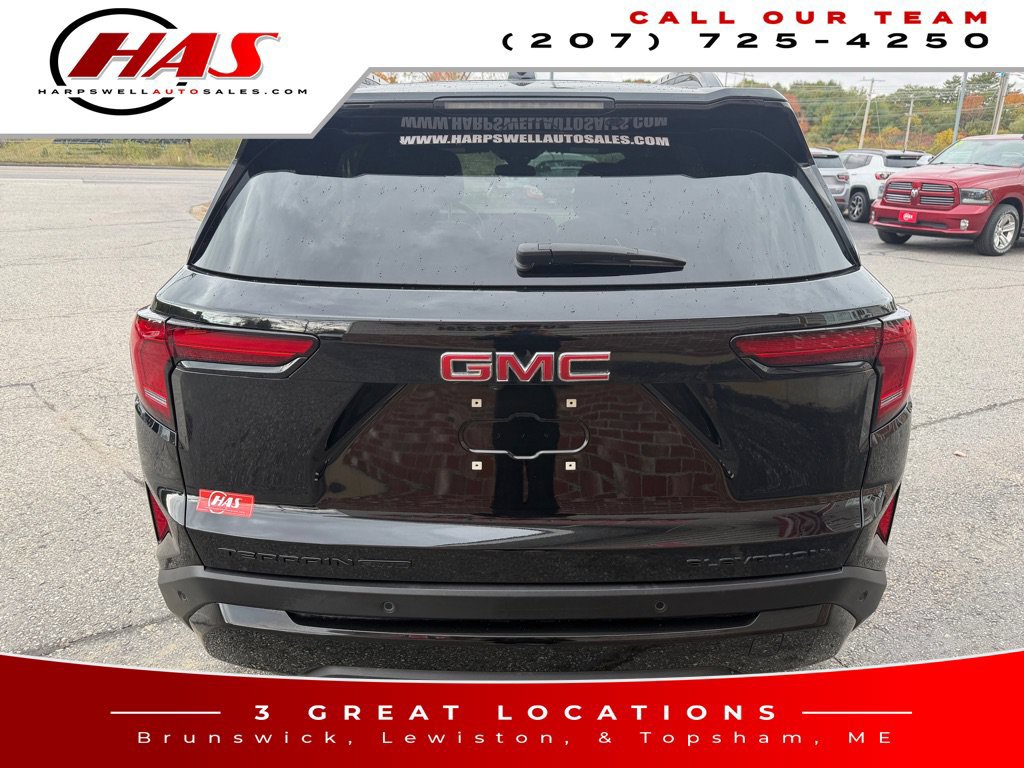 Used 2026 GMC Terrain Elevation w/ Black Edition AWD/4WD image 5