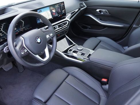 Used 2023 BMW 330i Sedan w/ Premium Package RWD image 10