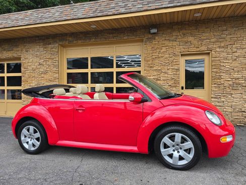 Used 2004 Volkswagen Beetle GLS FWD image 4
