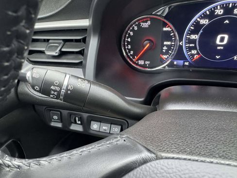 Used 2021 GMC Acadia AT4 w/ Technology Package image 36