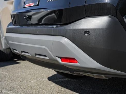 Used 2022 Nissan Rogue SV w/ SV Premium Package image 7