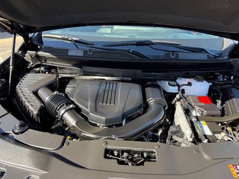 Used 2026 Chevrolet Traverse RS w/ LPO, Floor Liner Package AWD/4WD image 68