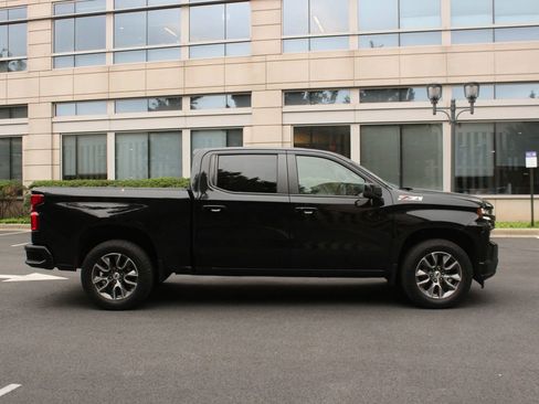 Used 2022 Chevrolet Silverado 1500 RST w/ Z71 Off-Road Package AWD/4WD image 6