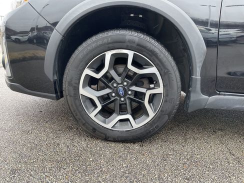 Used 2016 Subaru Crosstrek 2.0i Premium image 9