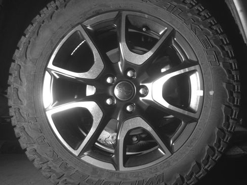 Used 2025 Jeep Compass Trailhawk AWD/4WD image 15