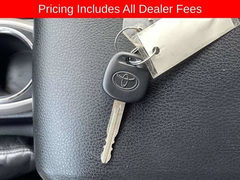 Used 2016 Toyota Tacoma SR5 w/ Towing Package RWD image 34