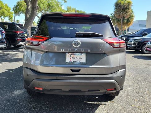 Used 2021 Nissan Rogue S FWD image 5