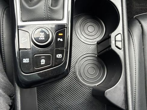 Used 2024 Kia Sportage EX AWD/4WD image 30