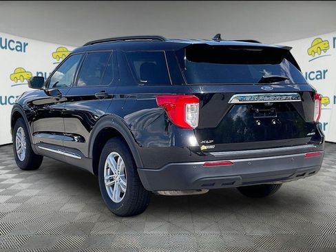 Used 2021 Ford Explorer XLT AWD/4WD image 4