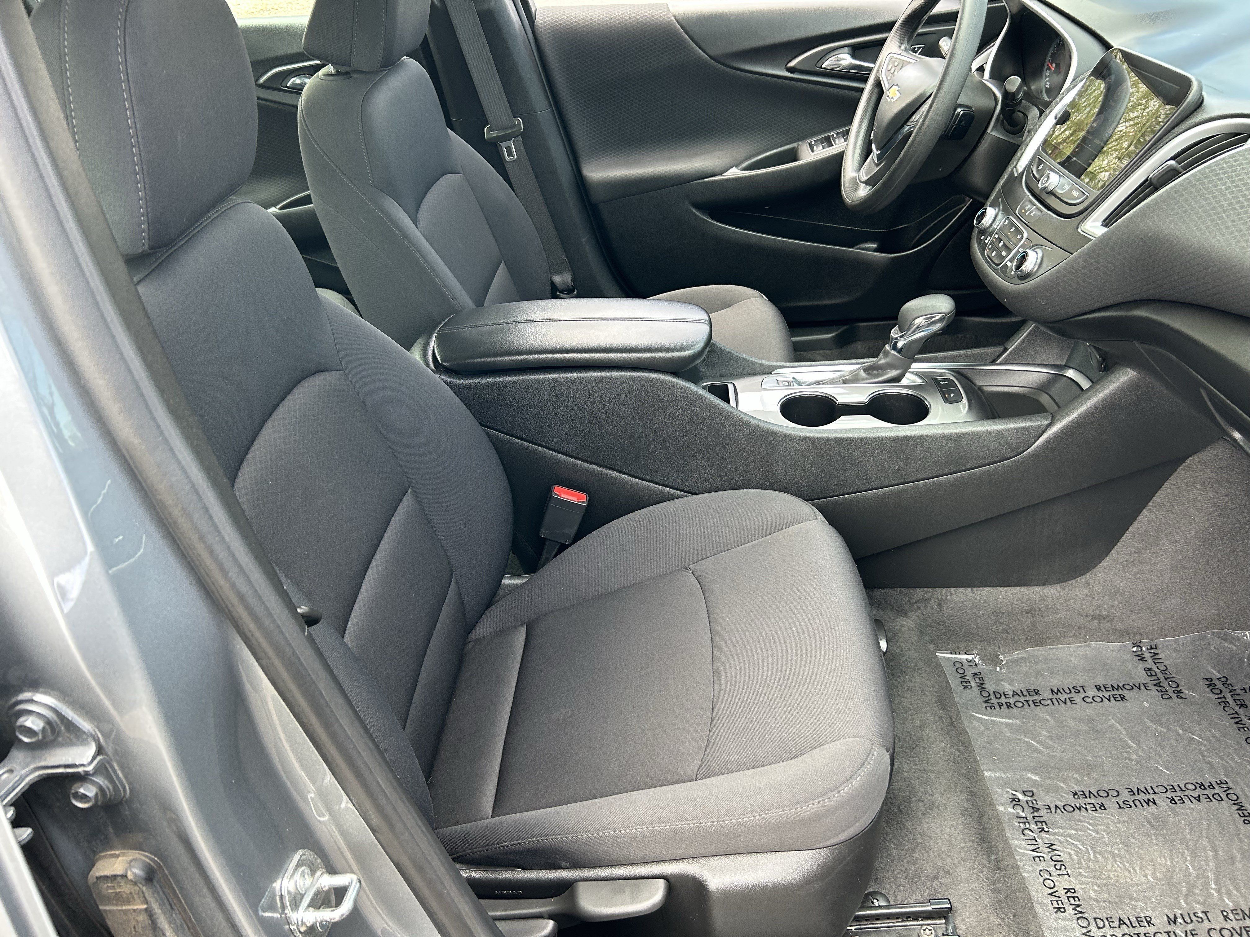 Used 2024 Chevrolet Malibu LT FWD image 9