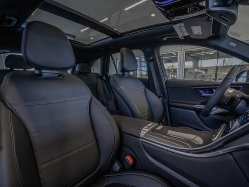 New 2026 Mercedes-Benz GLC 300 4MATIC image 32