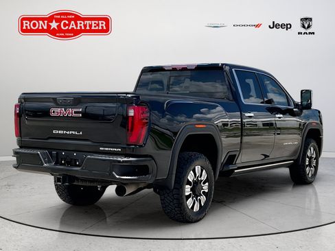 Used 2024 GMC Sierra 3500 Denali w/ Denali Reserve Package AWD/4WD image 6