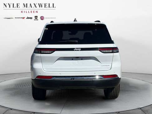 New 2026 Jeep Grand Cherokee Laredo RWD image 15
