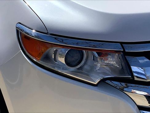 Used 2013 Ford Edge SEL image 27