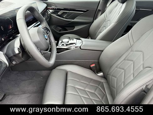 Used 2026 BMW 530i w/ Executive Package image 10