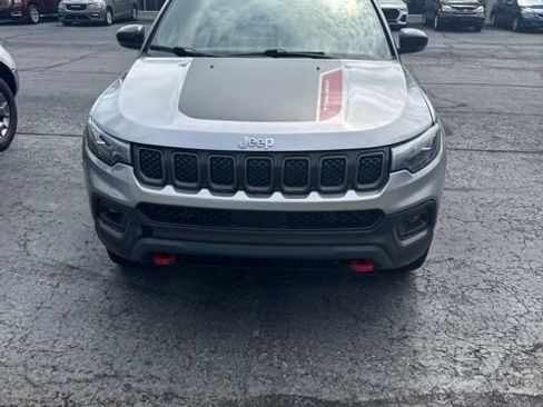 Used 2023 Jeep Compass Trailhawk w/ Trailhawk Elite Group AWD/4WD image 1
