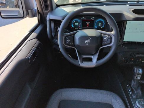 New 2025 Ford Bronco 4-Door AWD/4WD image 14