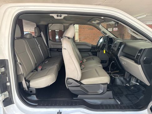 Used 2018 Ford F150 XL w/ Equipment Group 101A Mid RWD image 29