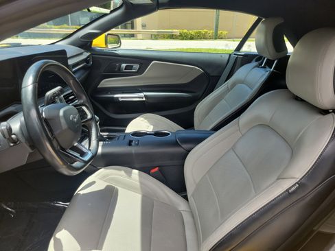 Used 2024 Ford Mustang Premium RWD image 15