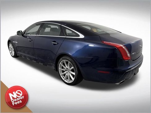 Used 2011 Jaguar XJ L image 5