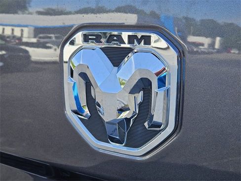 Used 2024 RAM 3500 Big Horn image 14