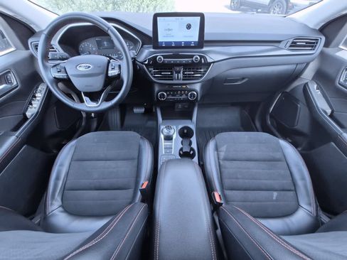 Used 2022 Ford Escape SEL w/ SEL Stealth AWD Package image 15