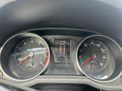 Used 2018 Volkswagen Passat 2.0T SE image 9