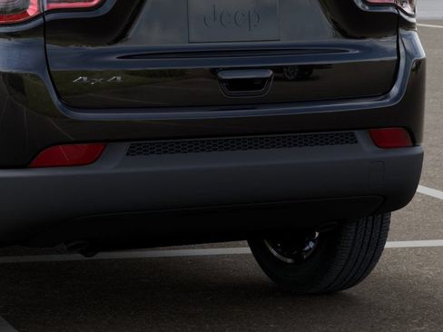 New 2026 Jeep Compass Latitude AWD/4WD image 13
