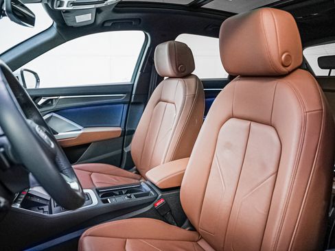 Used 2023 Audi Q3 2.0T Premium Plus w/ Premium Plus Package image 11