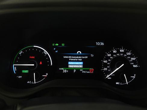 Used 2025 Toyota Sienna XLE image 28