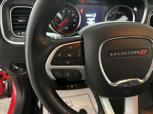 Used 2016 Dodge Charger SXT w/ Navigation & Travel Group AWD/4WD image 16