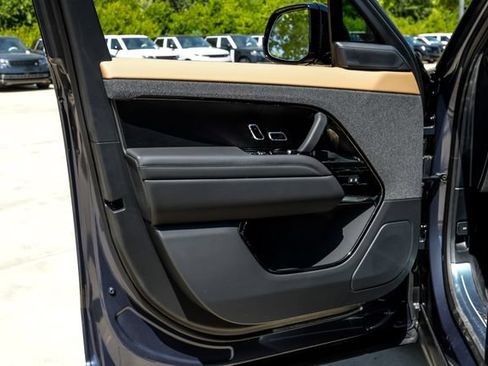 New 2026 Land Rover Range Rover Sport Dynamic SE AWD/4WD image 56