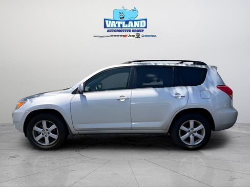 Used 2007 Toyota RAV4 Limited AWD/4WD image 2