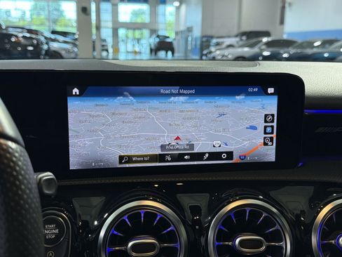 Used 2021 Mercedes-Benz A 35 AMG 4MATIC image 22