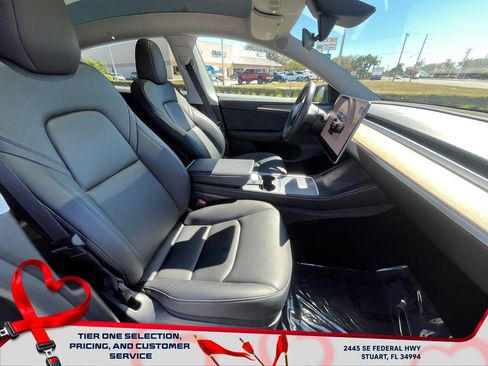 Used 2024 Tesla Model Y Long Range image 20