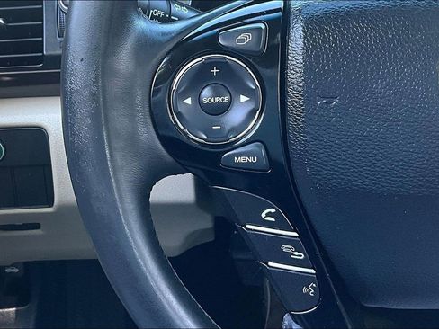 Used 2017 Honda Accord EX-L image 28